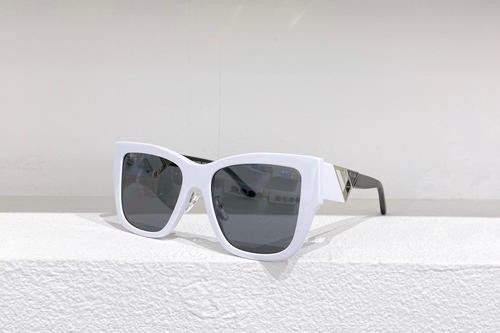 Designer Brand P Original Quality Sunglass Come with Box 2022SS M8906