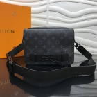 Designer Brand L Mens High Quality Bags 2021SS M8904